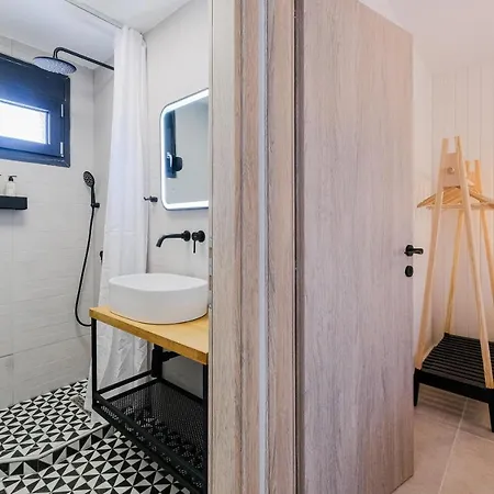 Holiday home Sanistonevillas *